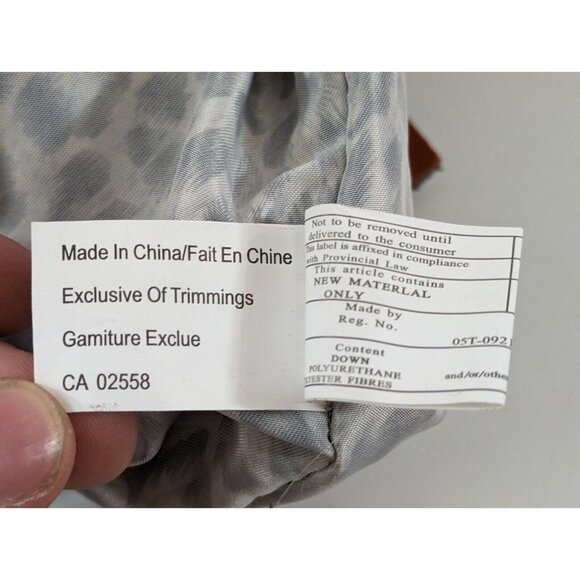 Danier Brown Leather Hobo Bag - Picture 9 of 9